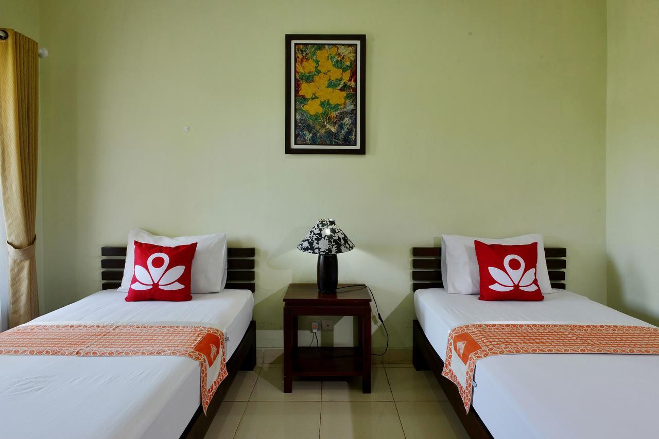 Zen Rooms Pakualaman Γιογκιακάρτα Εξωτερικό φωτογραφία