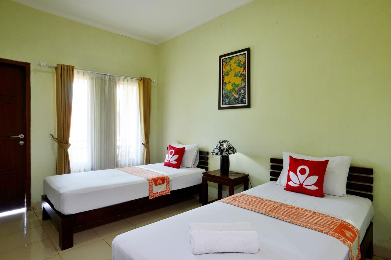 Zen Rooms Pakualaman Γιογκιακάρτα Εξωτερικό φωτογραφία